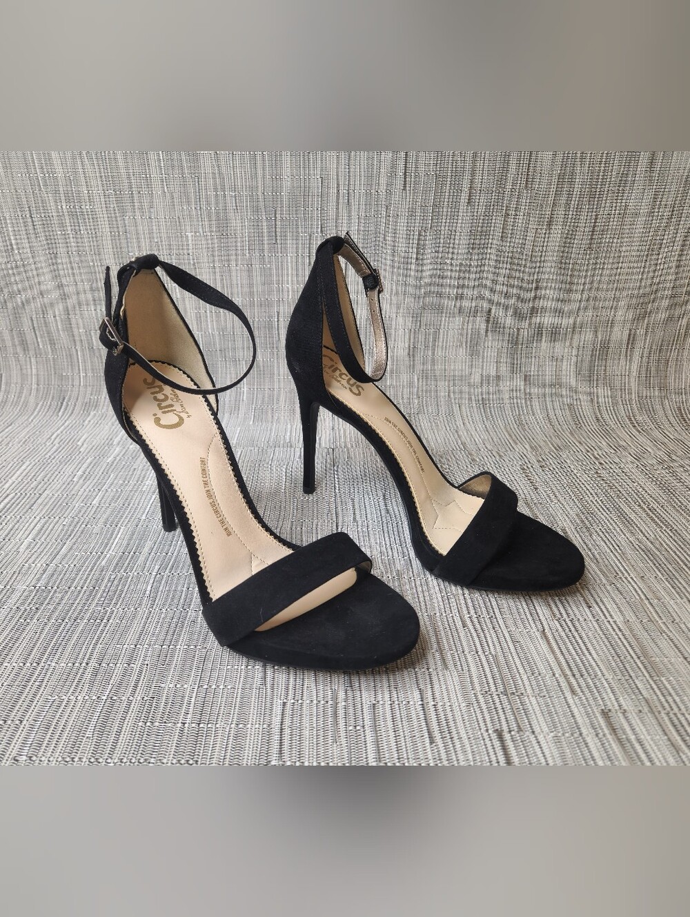 NIB Circus by Sam Edelman Angela Black Suede Ankle-Strap Heels - Size 8.5